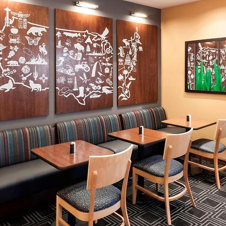 Towneplace Suites Dallas Las Colinas Irving Exterior photo